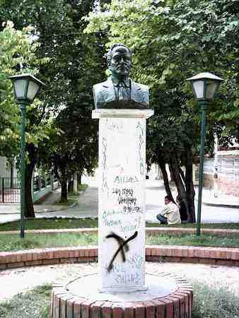 image001