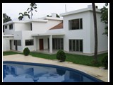 Piscina-terraza-jardin