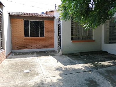 VENTA DE CASA EN CÚCUTA BARRIO PRADOS DEL ESTE